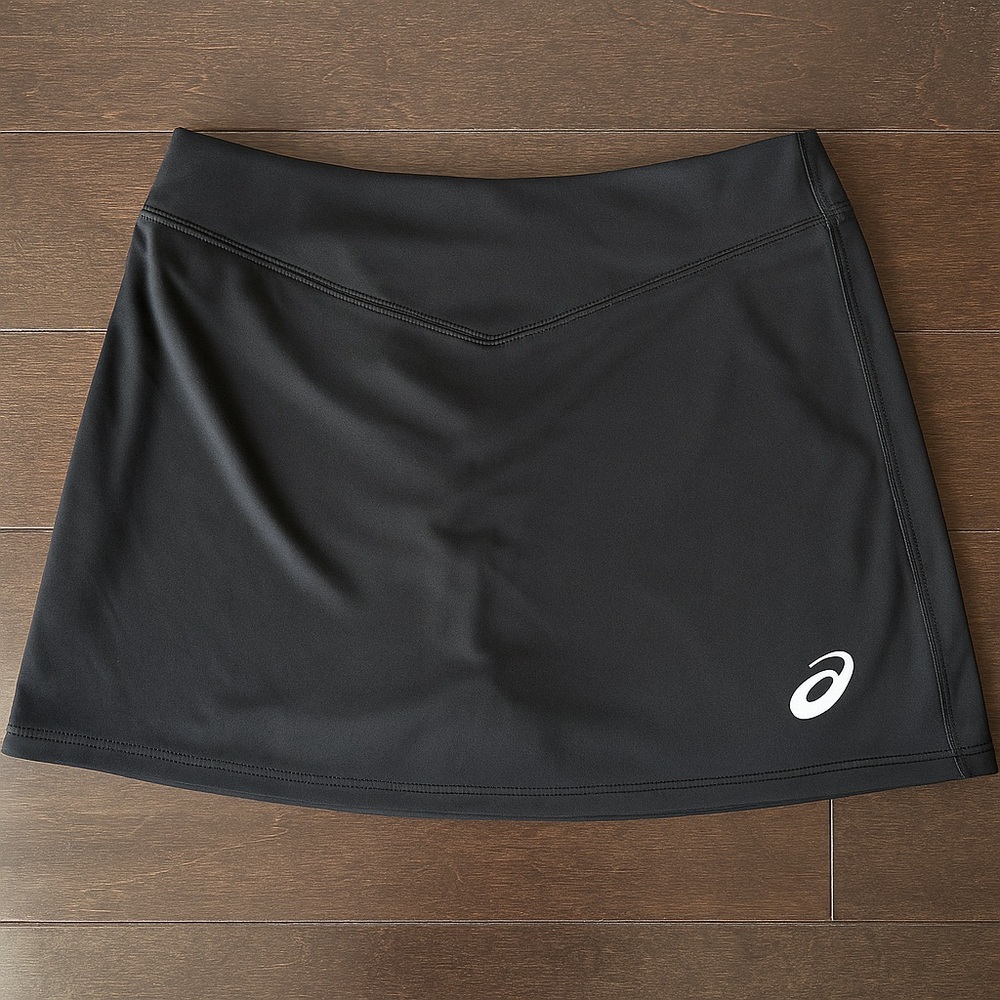 Asics Women's Sleek Black Mini Skirt tennis golf. Perfect for any game